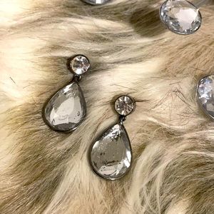 Vintage teardrop earrings on pewter tone base.